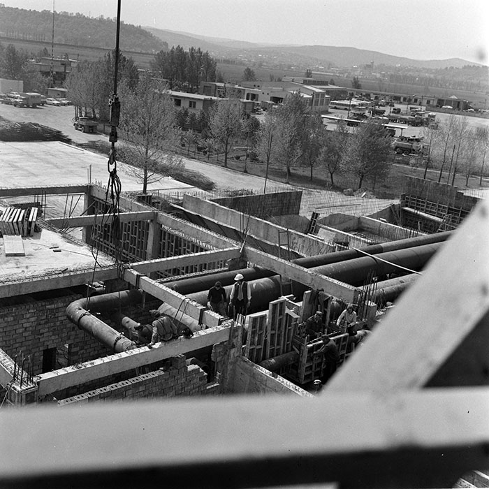 minerva_1986_c2_c10r2_001