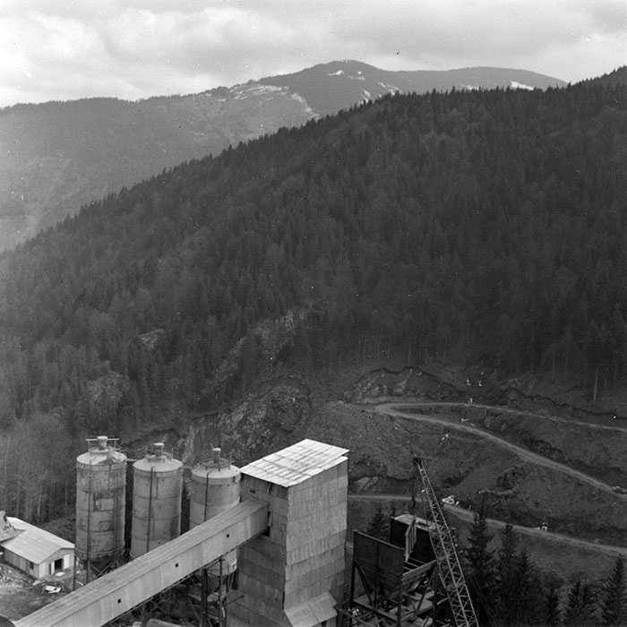 minerva_1986_c2_c10r4_003