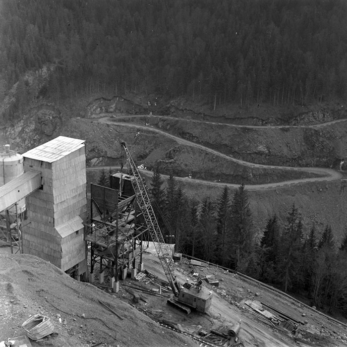 minerva_1986_c2_c10r4_005