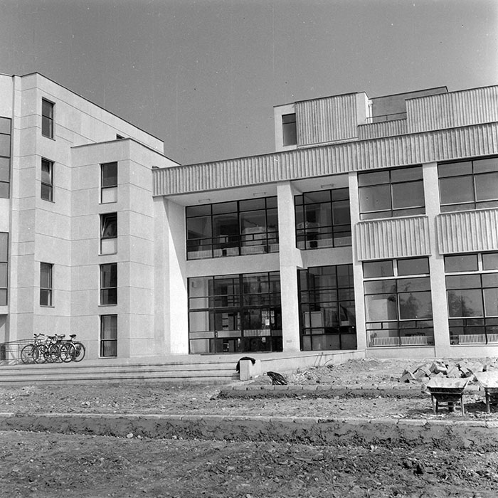 minerva_1986_c2_c2r2_004