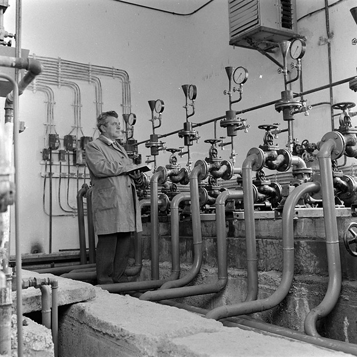 minerva_1986_c2_c4r2_012