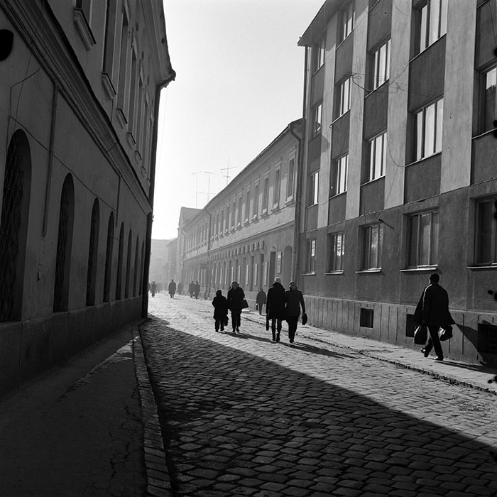 minerva_1986_c2_c4r5_011