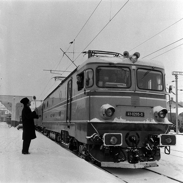 minerva_1987-1988_Industrie_c2_c2r1_011