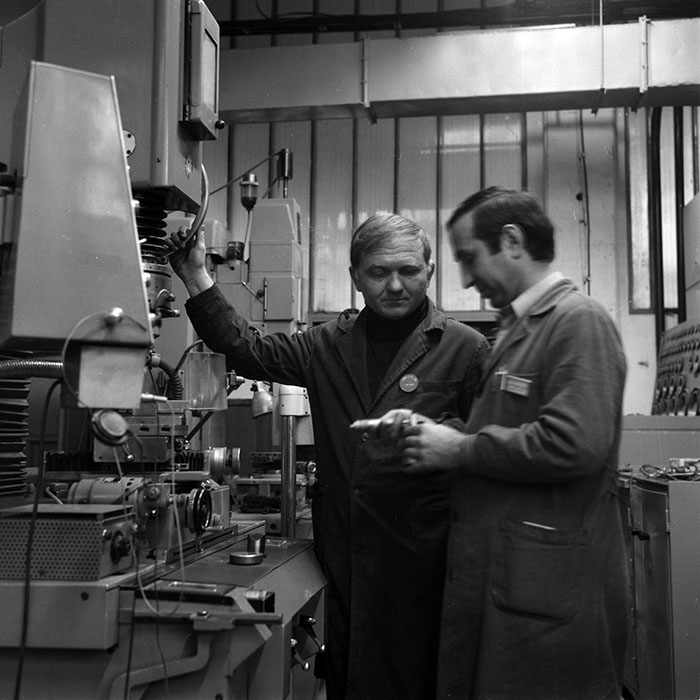 minerva_1987-1988_Industrie_c2_c3r2_004