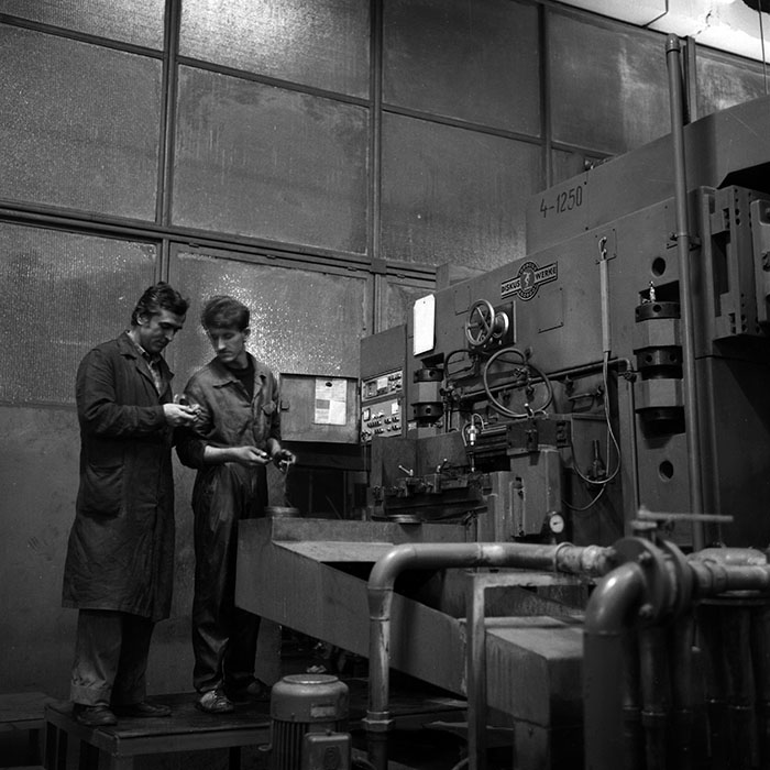 minerva_1987-1988_Industrie_c2_c3r2_015