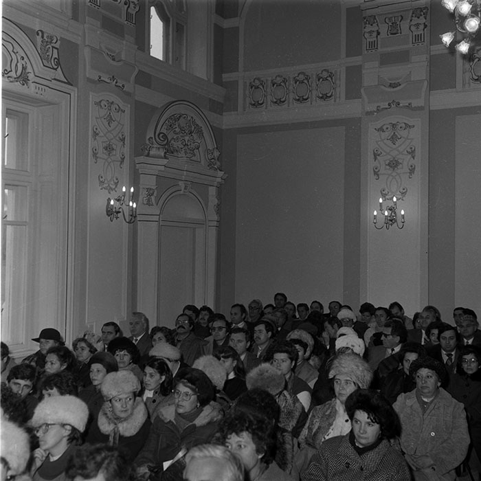 minerva_1987-1991_c2_c1r10_003