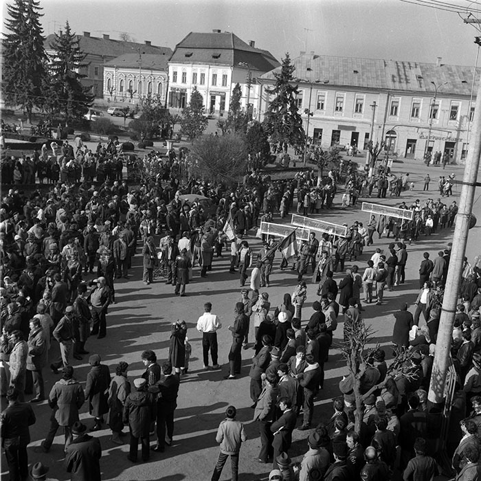 minerva_1987-1991_c2_c1r10_008