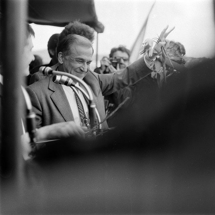 minerva_1987-1991_c2_c1r4_002