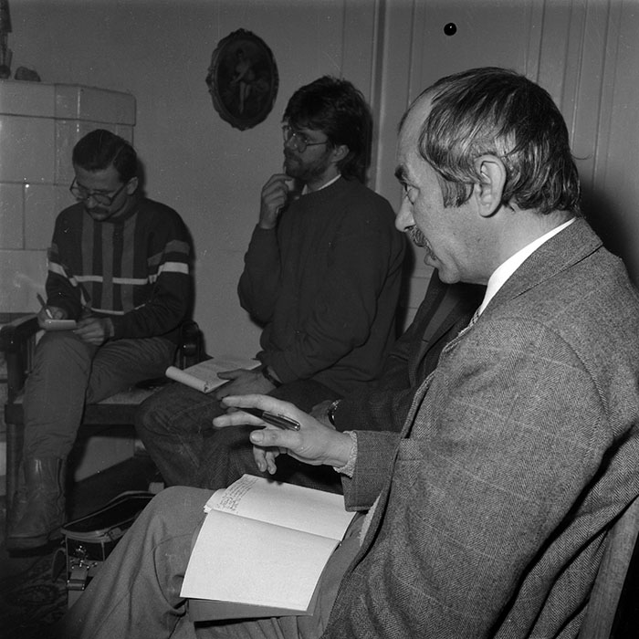 minerva_1987-1991_c2_c1r7_017