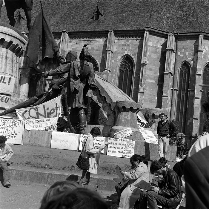 minerva_1987-1991_c2_c1r8_003