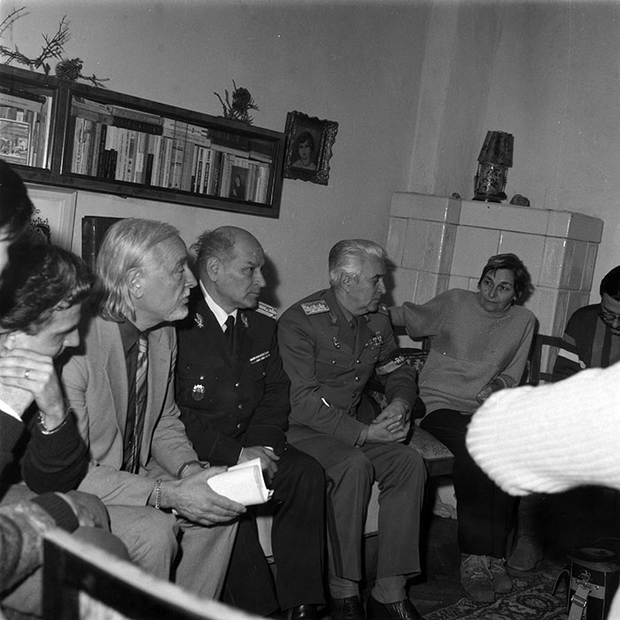 minerva_1987-1991_c2_c1r9_014