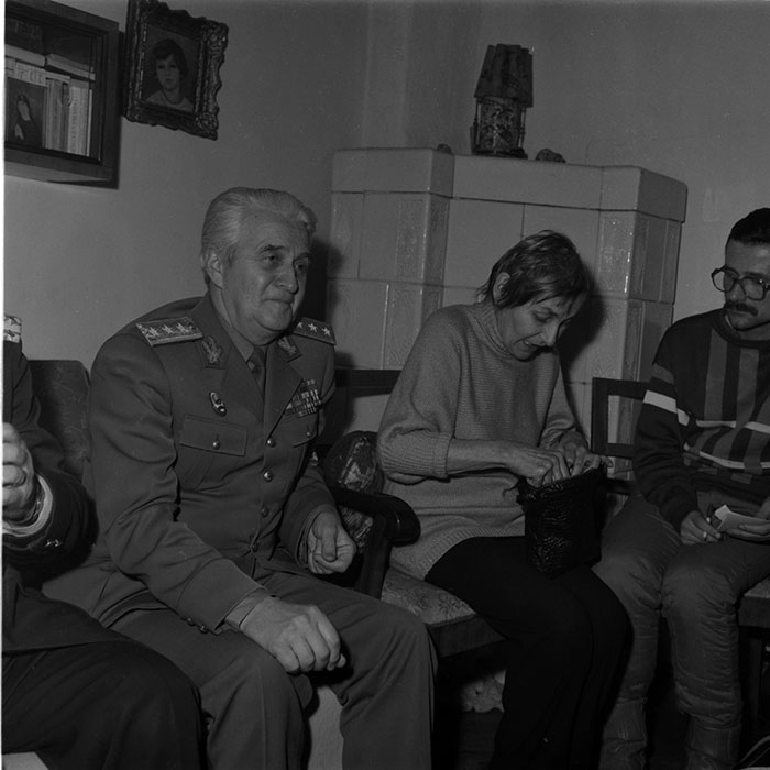 minerva_1987-1991_c2_c1r9_016