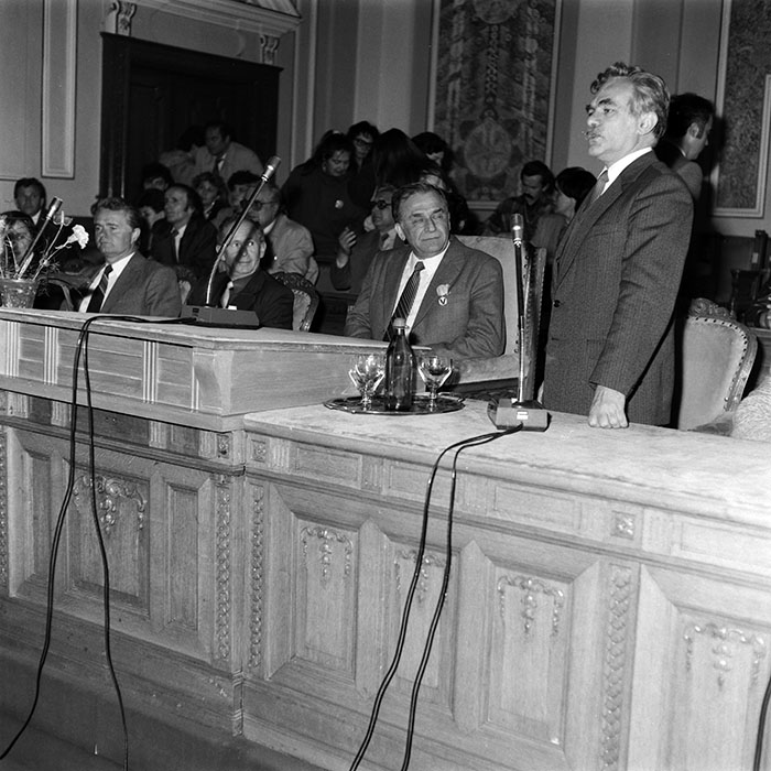 minerva_1987-1991_c2_c2r3_010