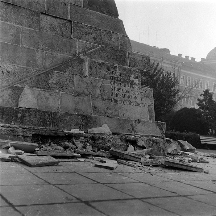 minerva_1987-1991_c2_c2r4_014