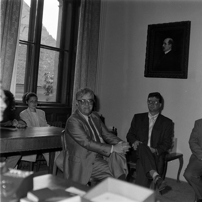 minerva_1987-1991_c2_c2r5_013