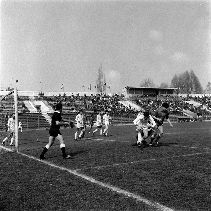 minerva_1987-1991_c2_c2r6_015