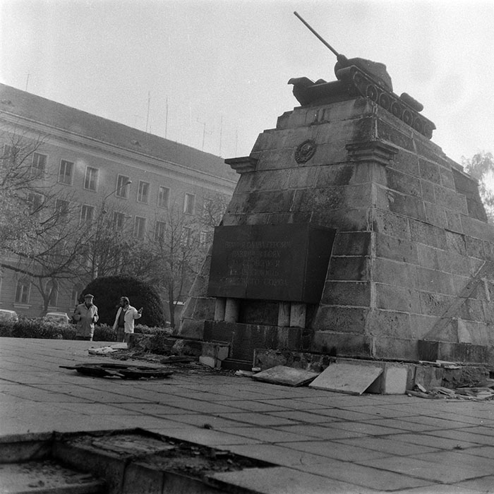 minerva_1987-1991_c2_c3r2_008