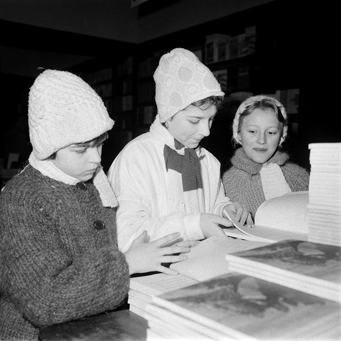 minerva_1987-1991_c2_c4r10_018