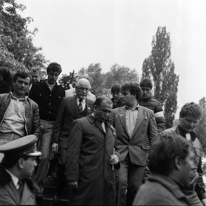 minerva_1987-1991_c2_c4r1_012