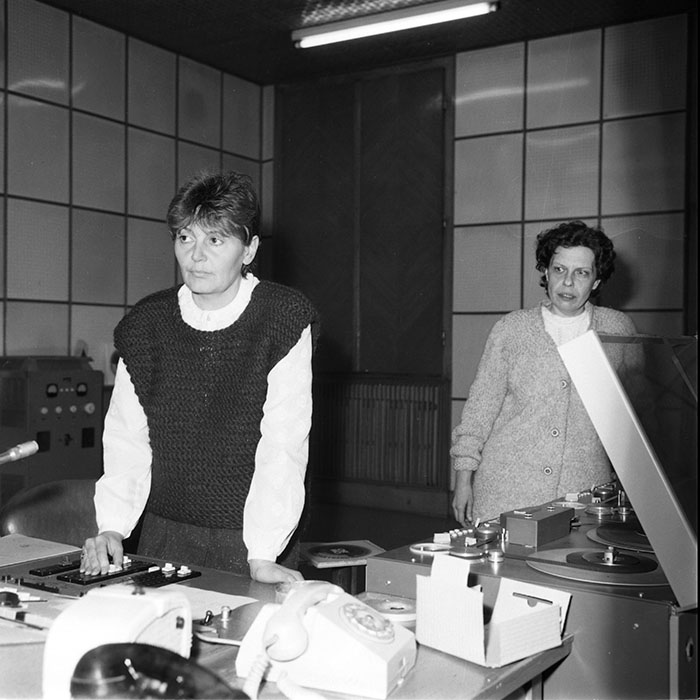 minerva_1987-1991_c2_c4r4_003