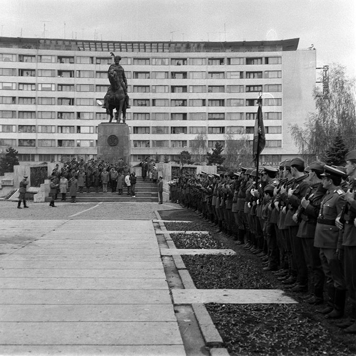 minerva_1987-1991_c2_c4r7_006