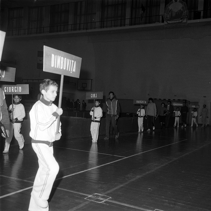 minerva_1987-1991_c2_c5r7_004