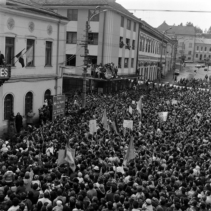 minerva_1987-1991_c2_c5r8_003