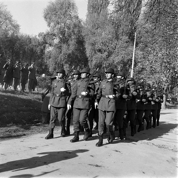 minerva_1987-1991_c2_c6r12_037