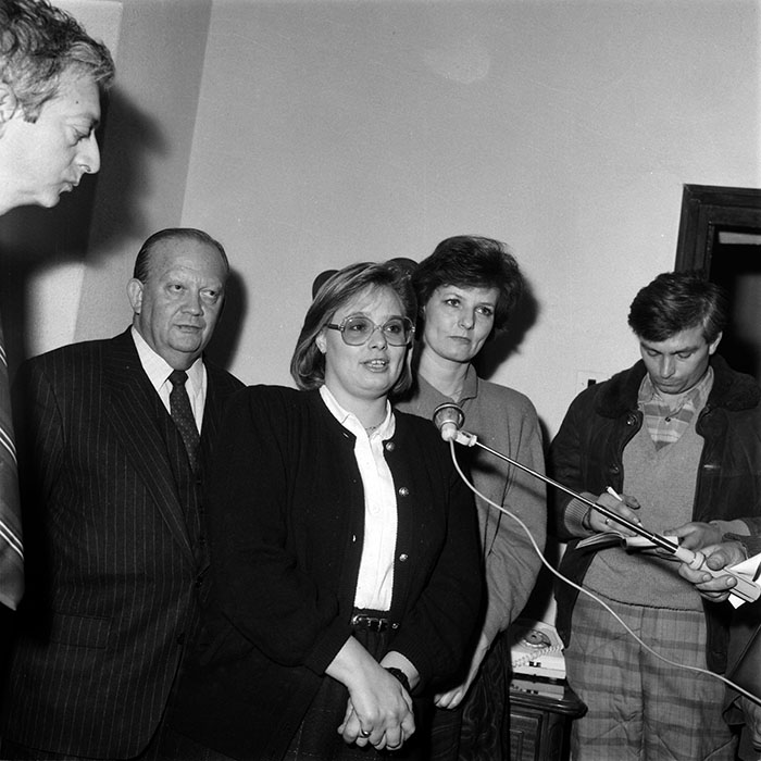 minerva_1987-1991_c2_c6r8_008