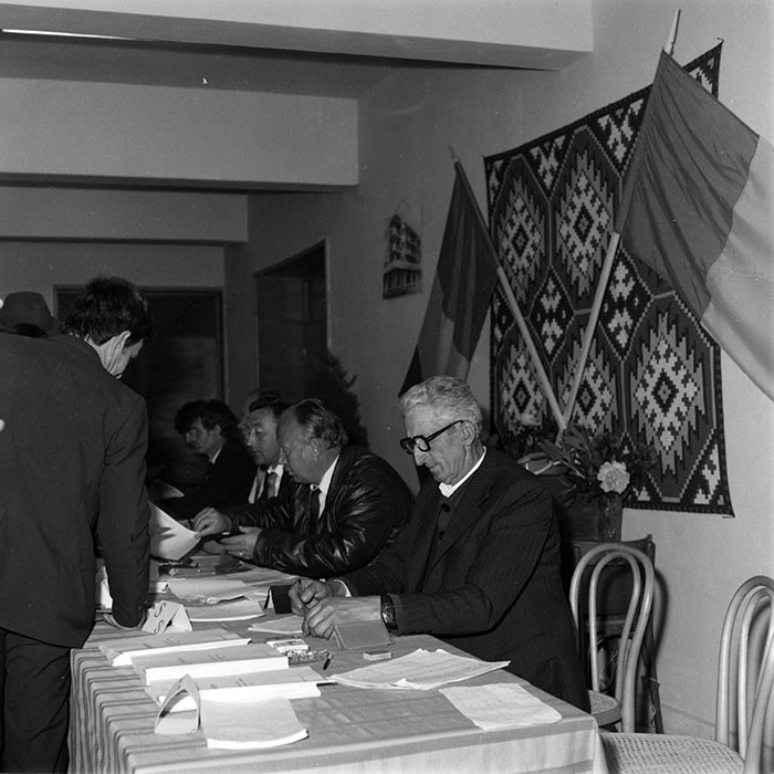 minerva_1987-1991_c2_c6r8_016