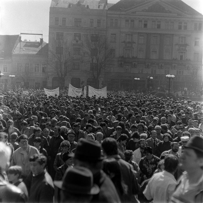 minerva_1987-1991_c2_c6r8_020