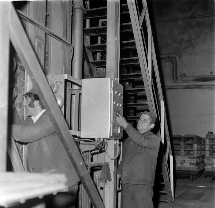 minerva_1987_c2_c4r2_008