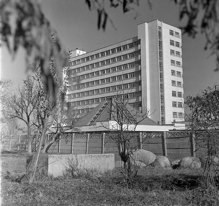 minerva_1987_c2_c5r2_017