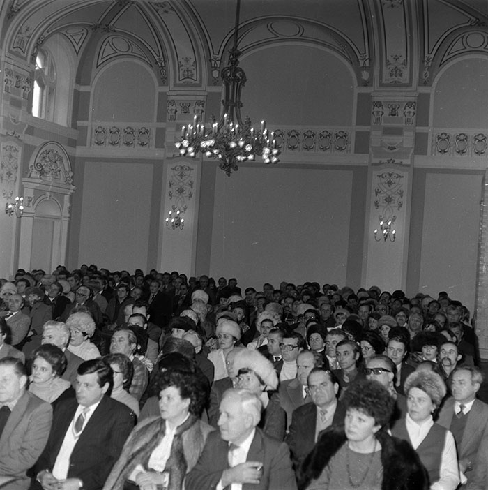 minerva_1987_c2_c6r2_002