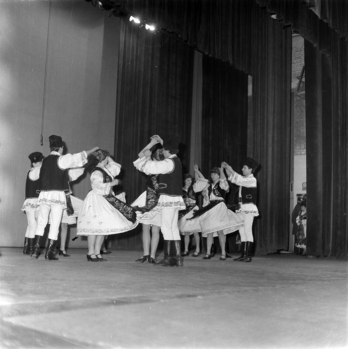 minerva_1987_c2_c7r1_009