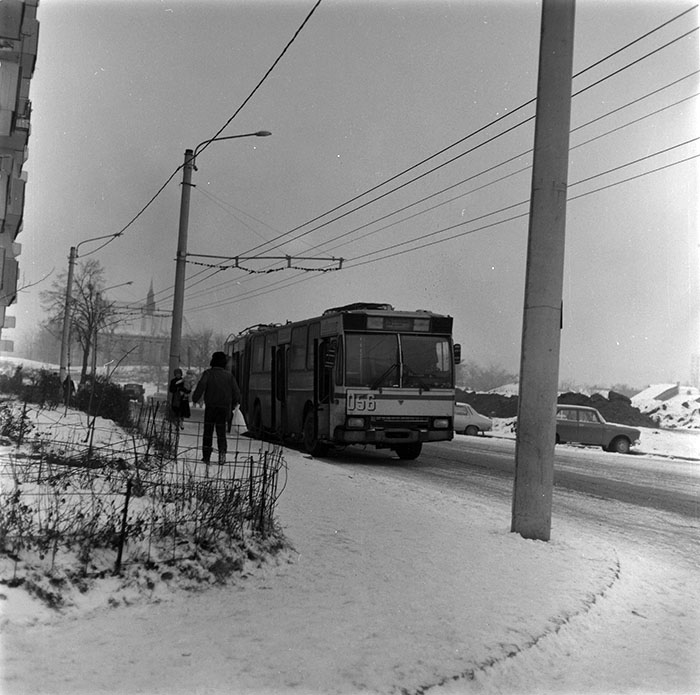 minerva_1987_c2_c7r5_002