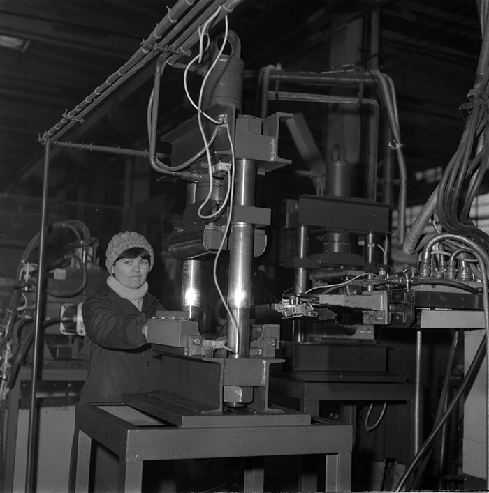 minerva_1987_c2_c8r1_013