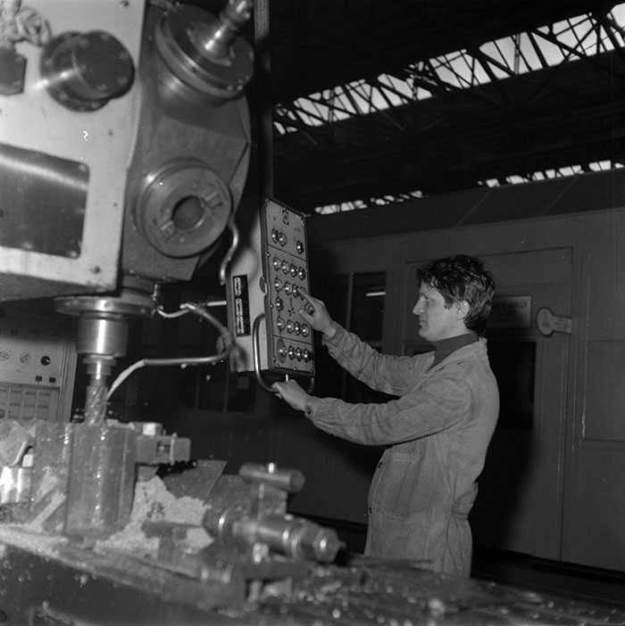 minerva_1987_c2_c8r1_017