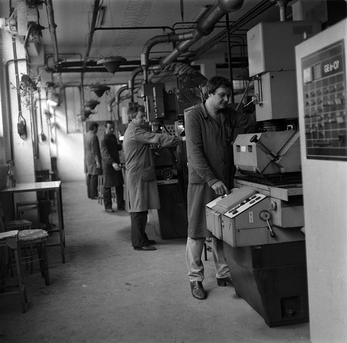 minerva_1987_c2_c8r5_001