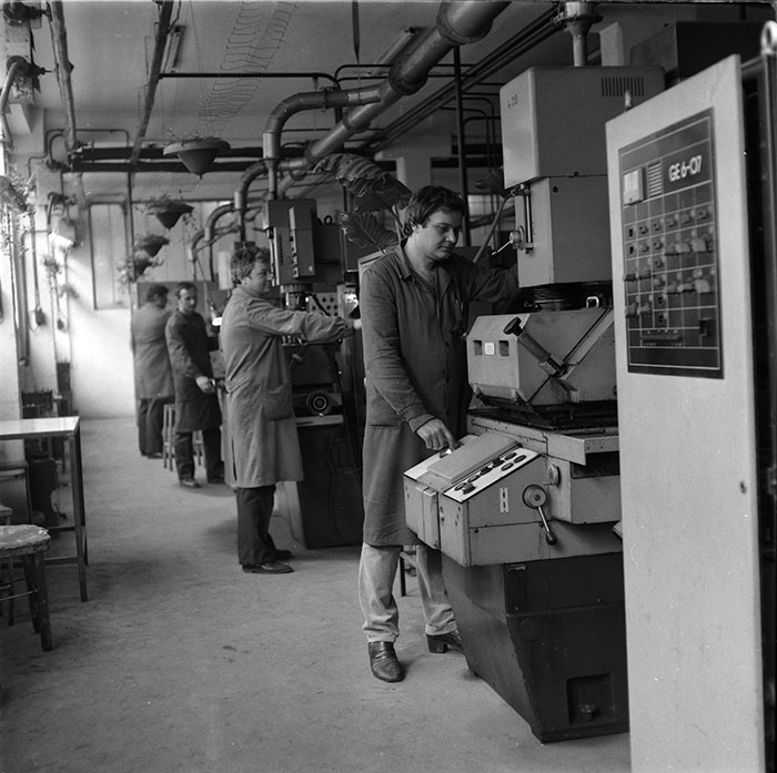 minerva_1987_c2_c8r5_002