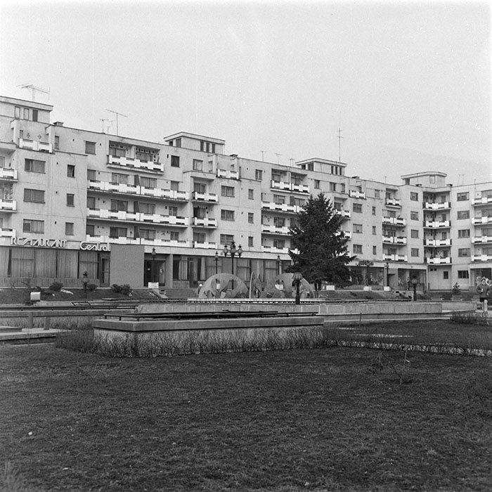 minerva_1987_c2_c9r2_012