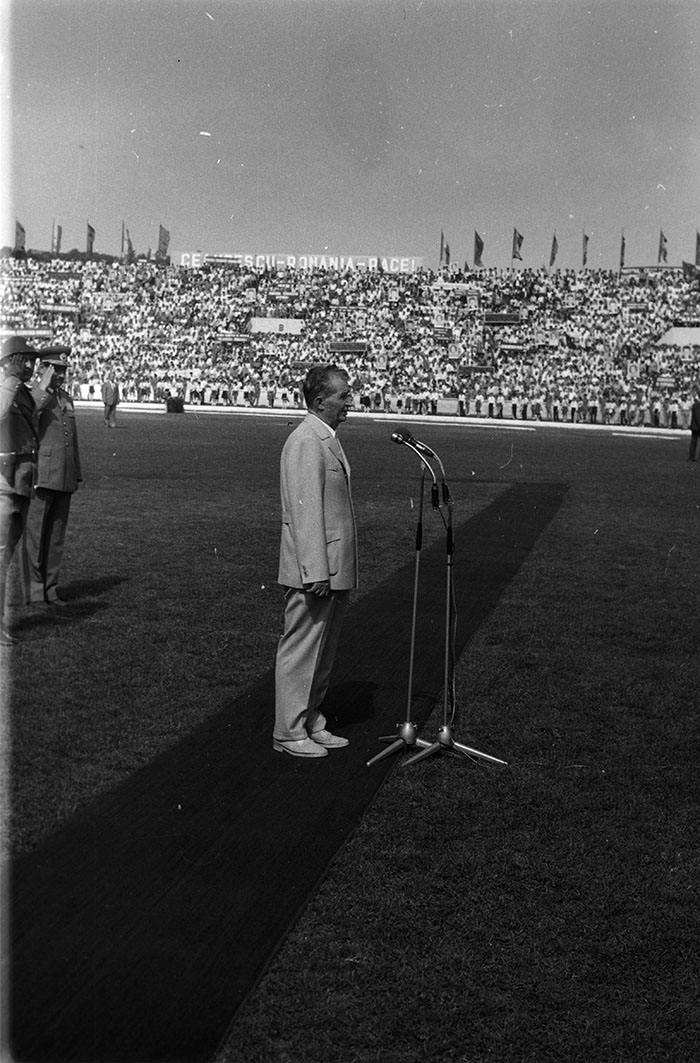 minerva_1987_c4_c8r2_002