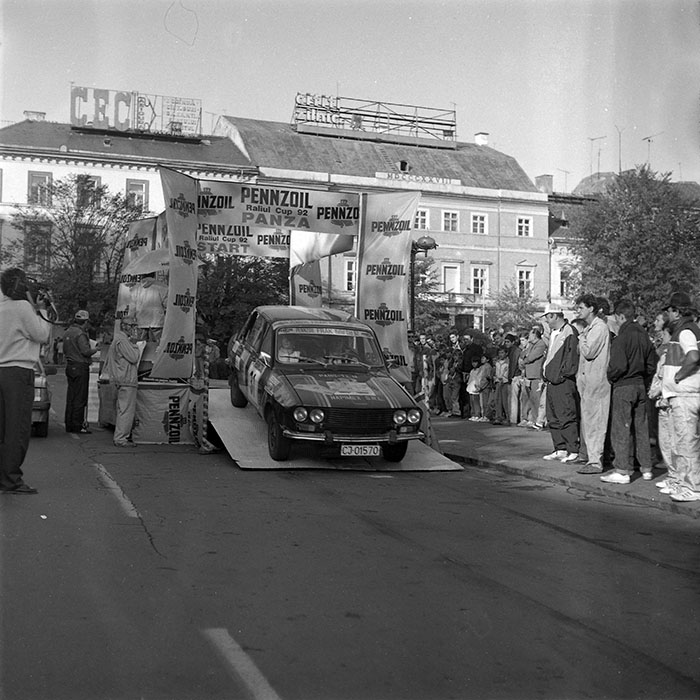 minerva_1988_industrie_c4r3_001