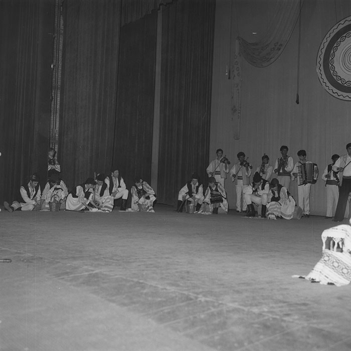 minerva_1988_invatamant_cultura_arta_diverse_c10r1_005