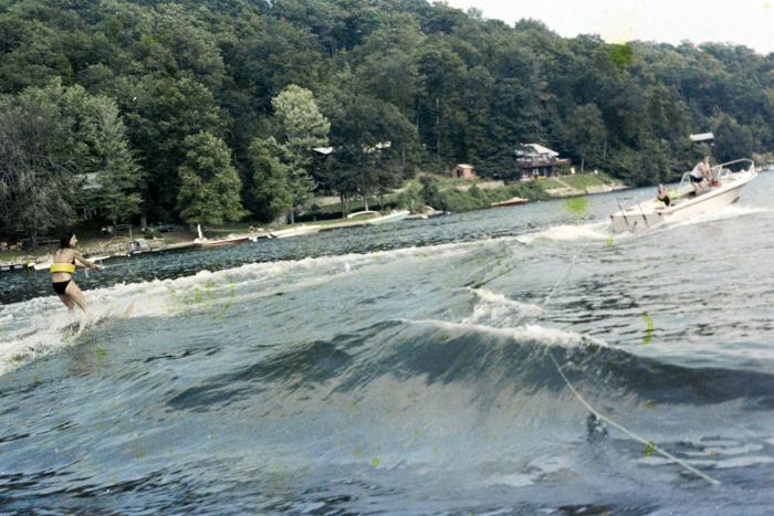 minerva_deak_f_C4_s1_104_1979_aug_lake_031