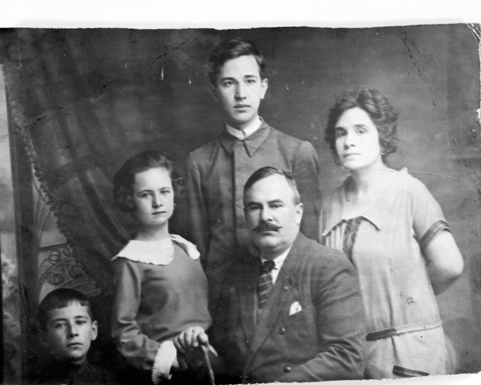 minerva_deak_f_c18-041