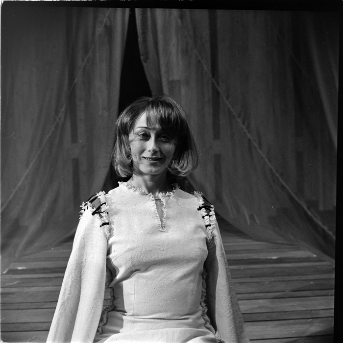 minerva_deak_f_c1_680_9-004