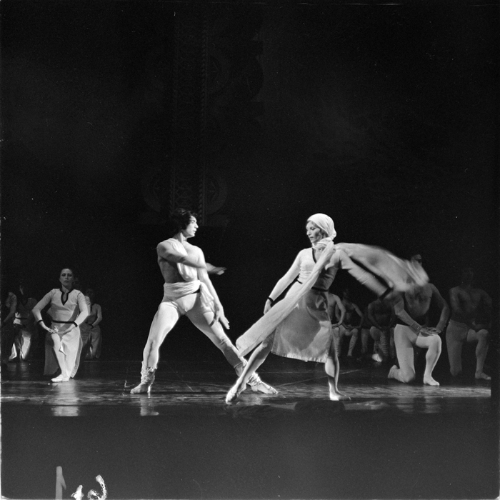 minerva_deak_f_c1_680_9-008