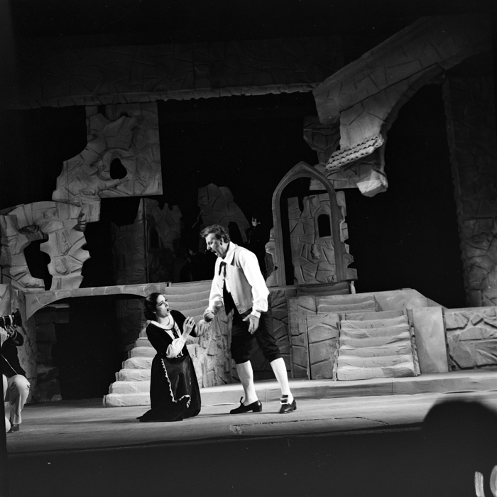 minerva_deak_f_c1_bajazok-011