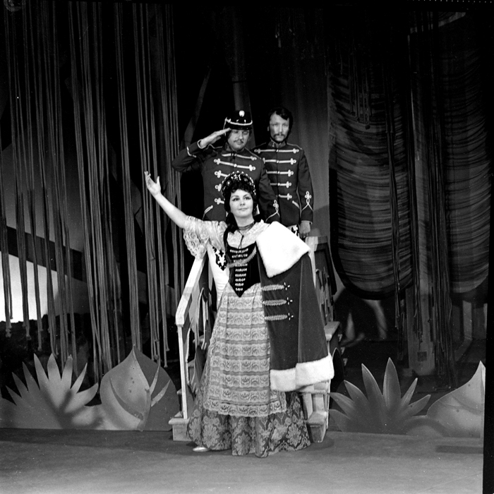 minerva_deak_f_c1_opera maghiara_iubire ciganeasca-042